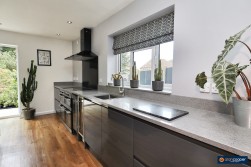 Eastfield Road, Weddington, Nuneaton, CV10 0BB