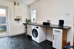 Eastfield Road, Weddington, Nuneaton, CV10 0BB