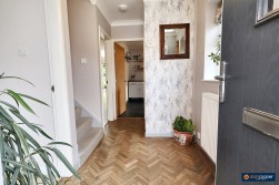 Eastfield Road, Weddington, Nuneaton, CV10 0BB