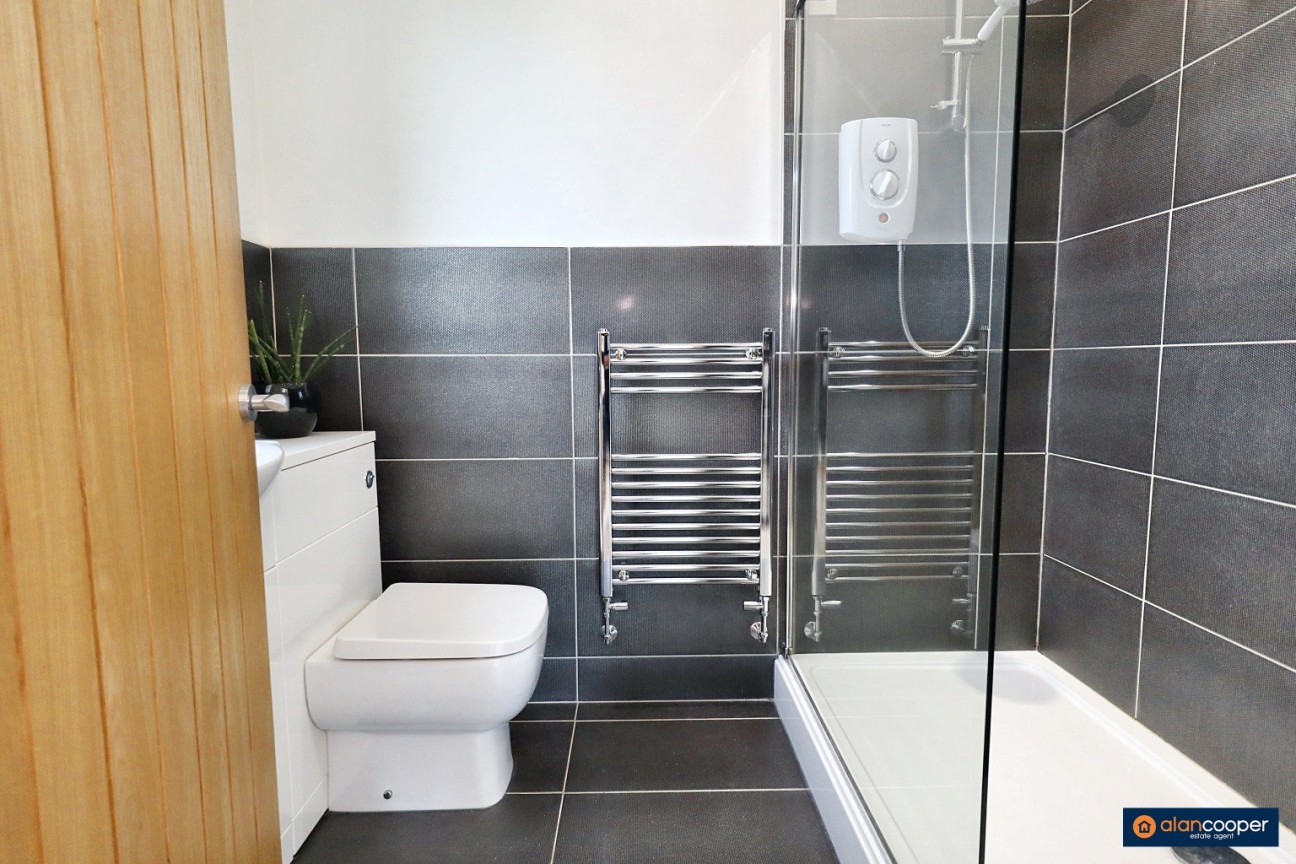 Eastfield Road, Weddington, Nuneaton, CV10 0BB