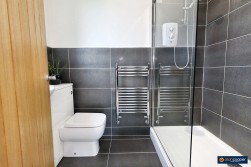 Eastfield Road, Weddington, Nuneaton, CV10 0BB