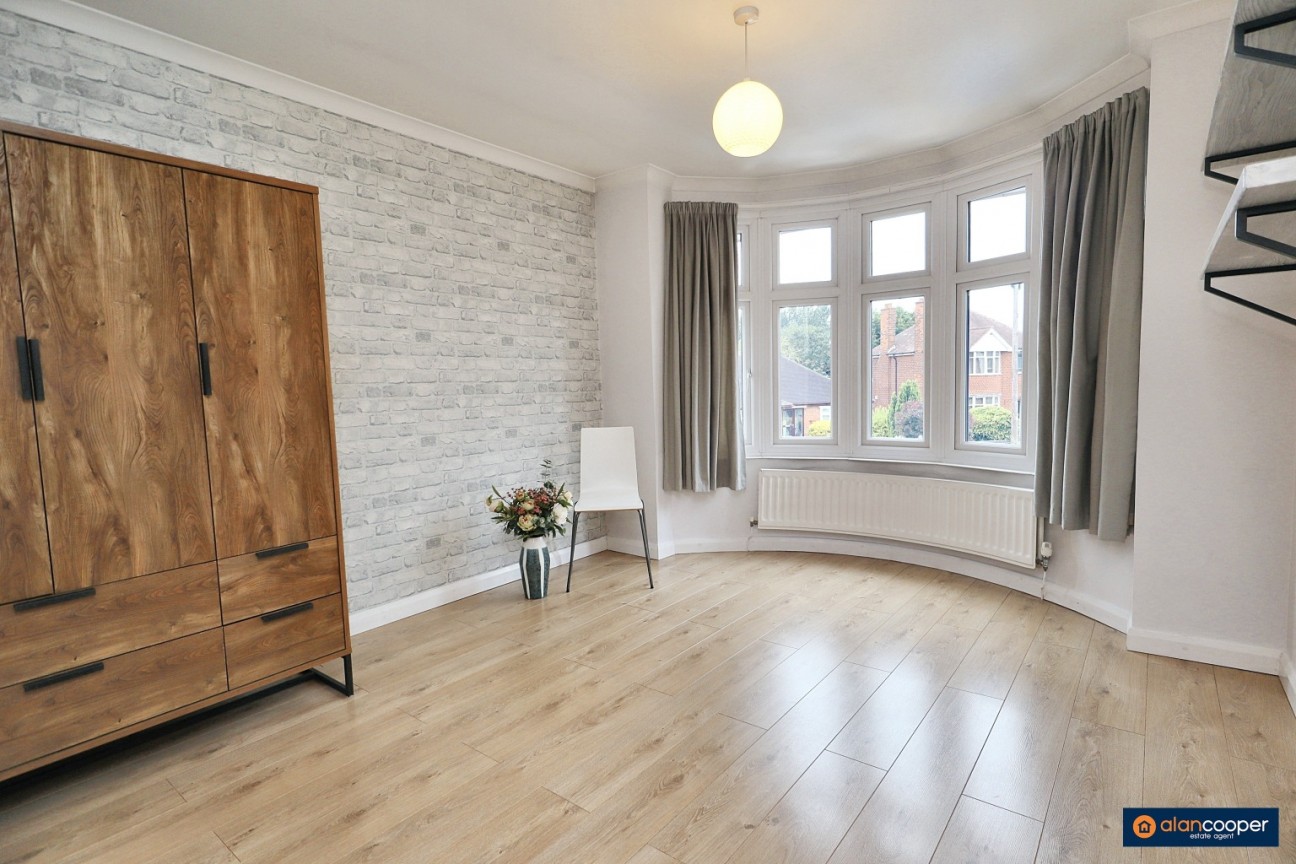 Eastfield Road, Weddington, Nuneaton, CV10 0BB