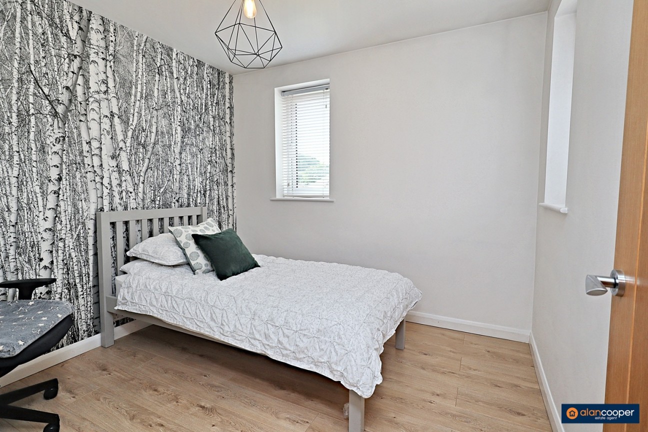 Eastfield Road, Weddington, Nuneaton, CV10 0BB