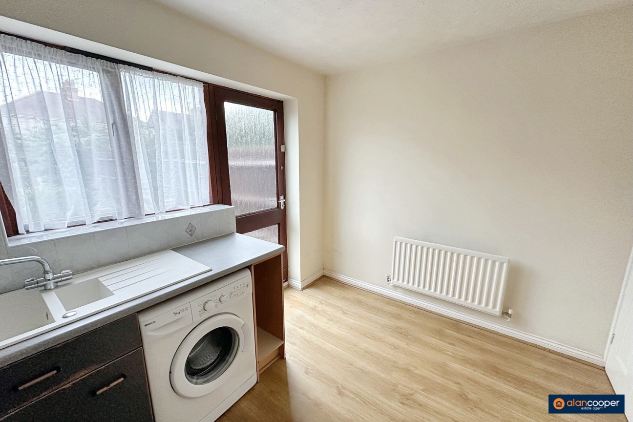 Kenilworth Drive, Weavers Green, Nuneaton, CV11 5XP