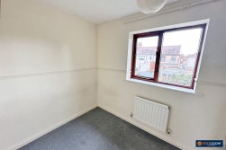 Kenilworth Drive, Weavers Green, Nuneaton, CV11 5XP