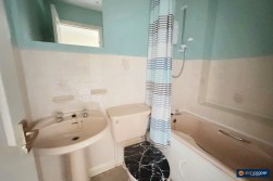 Kenilworth Drive, Weavers Green, Nuneaton, CV11 5XP