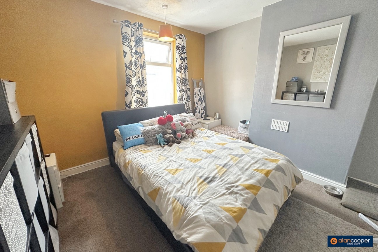 Gadsby Street, Attleborough, Nuneaton, CV11 4NZ