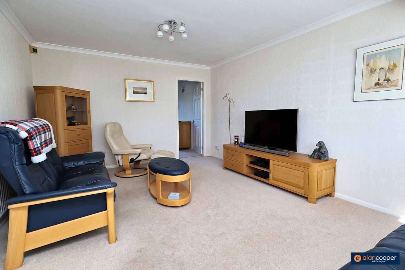 Wentworth Drive, Whitestone, Nuneaton, CV11 6LZ