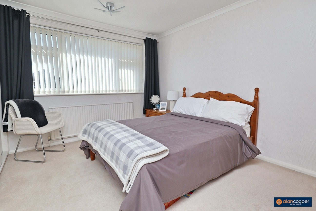 Wentworth Drive, Whitestone, Nuneaton, CV11 6LZ