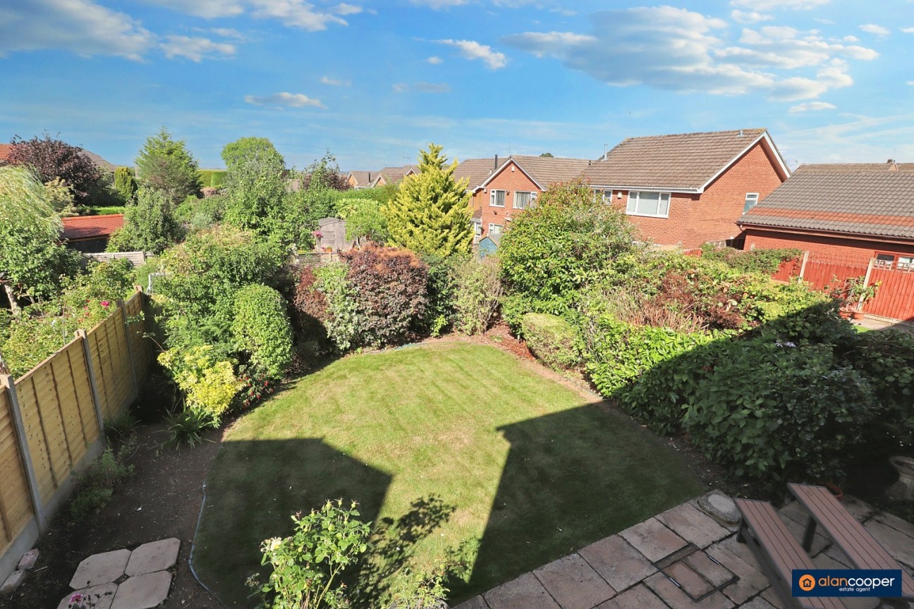 Wentworth Drive, Whitestone, Nuneaton, CV11 6LZ