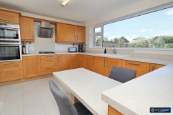 Wentworth Drive, Whitestone, Nuneaton, CV11 6LZ