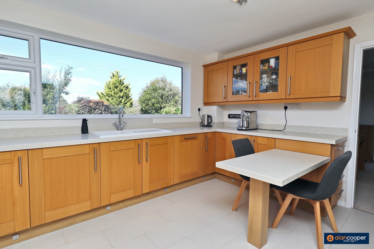 Wentworth Drive, Whitestone, Nuneaton, CV11 6LZ