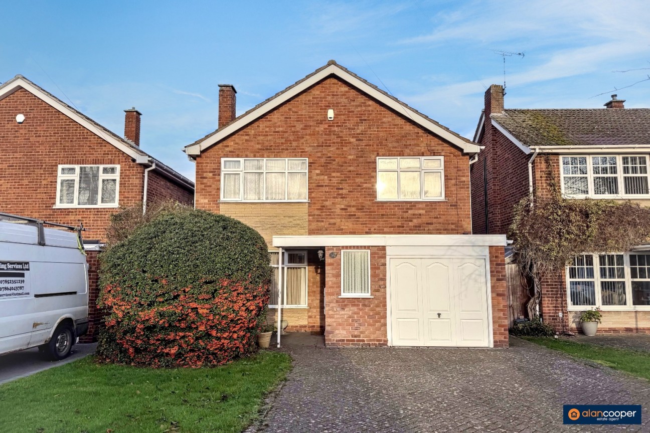 St. Nicolas Park Drive, Nuneaton, CV11 6EE