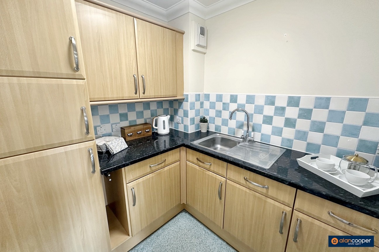 Abingdon, Bede Village, Hospital Lane, Bedworth, CV12 0PG