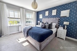 Flower Garden Drive, St James' Gate, Weddington, Nuneaton, CV10 0FX