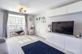 Flower Garden Drive, St James' Gate, Weddington, Nuneaton, CV10 0FX