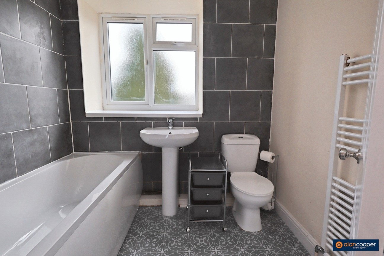 Brewer Road, Bulkington, CV12 9RF