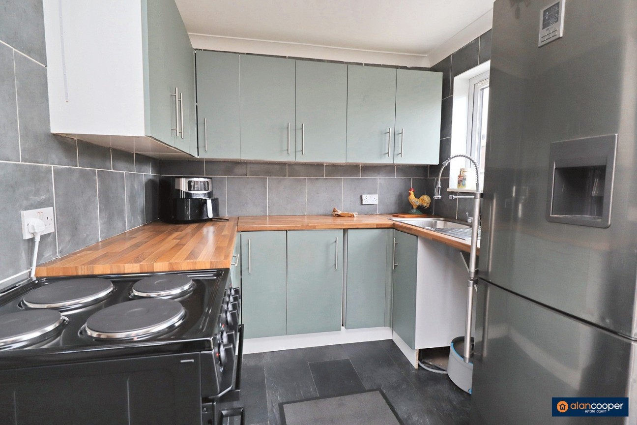 Brewer Road, Bulkington, CV12 9RF
