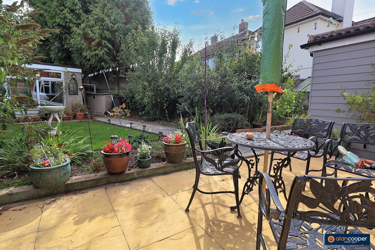 Brewer Road, Bulkington, CV12 9RF