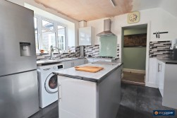 Brewer Road, Bulkington, CV12 9RF