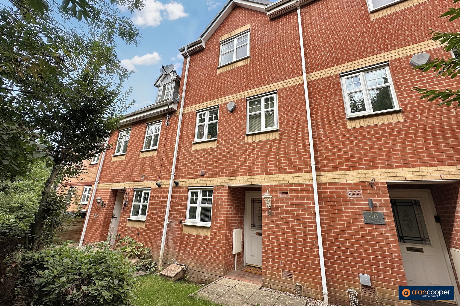 Marigold Walk, Bermuda Park, Nuneaton, CV10 7SW
