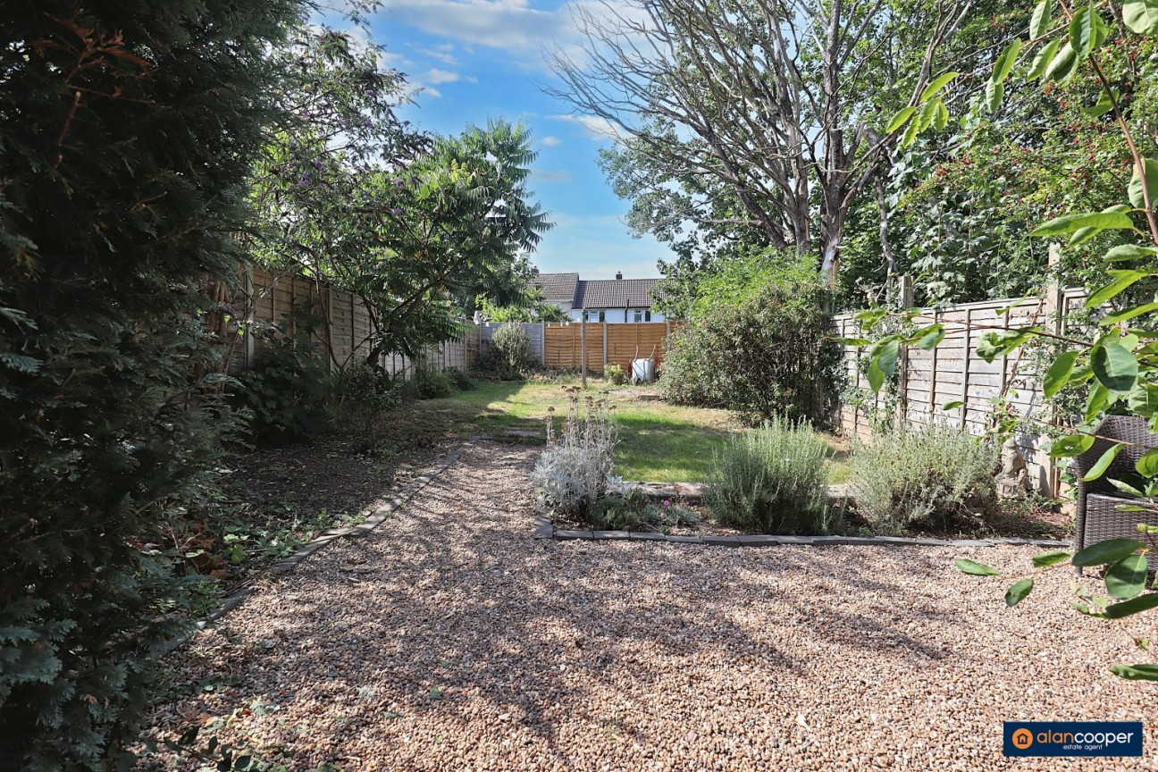 Cedar Road, Nuneaton, CV10 9DQ