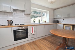 Cedar Road, Nuneaton, CV10 9DQ