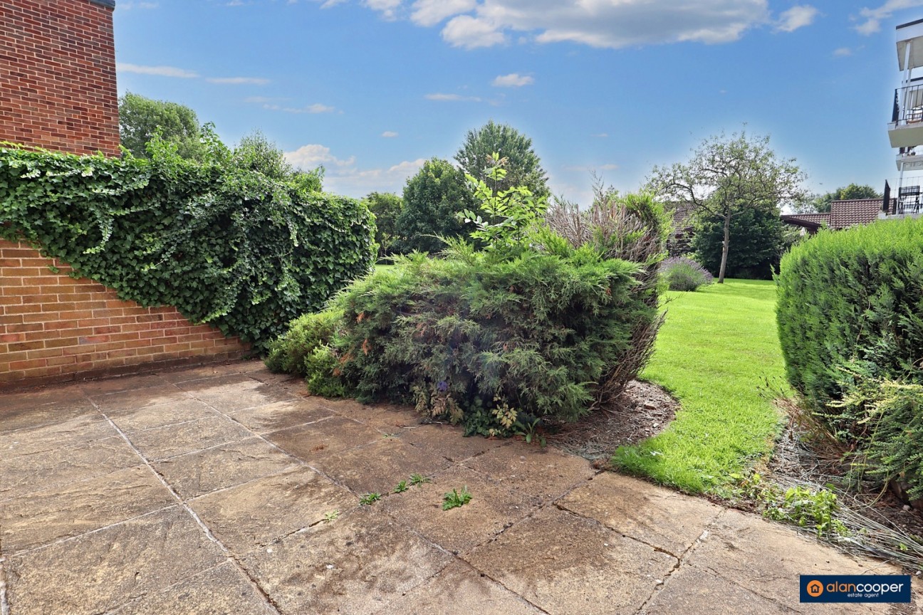 The Nook, Attleborough, Nuneaton, CV11 4LG