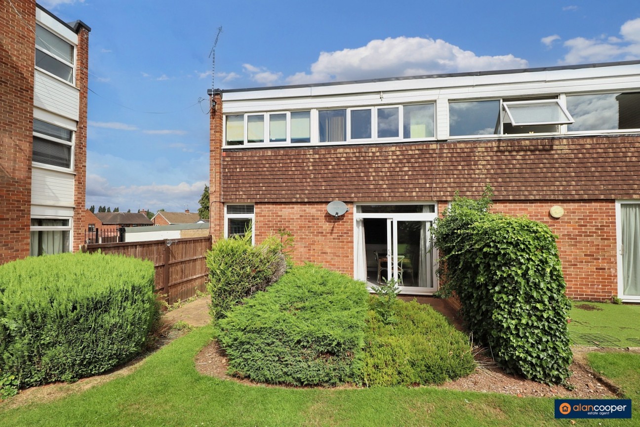 The Nook, Attleborough, Nuneaton, CV11 4LG