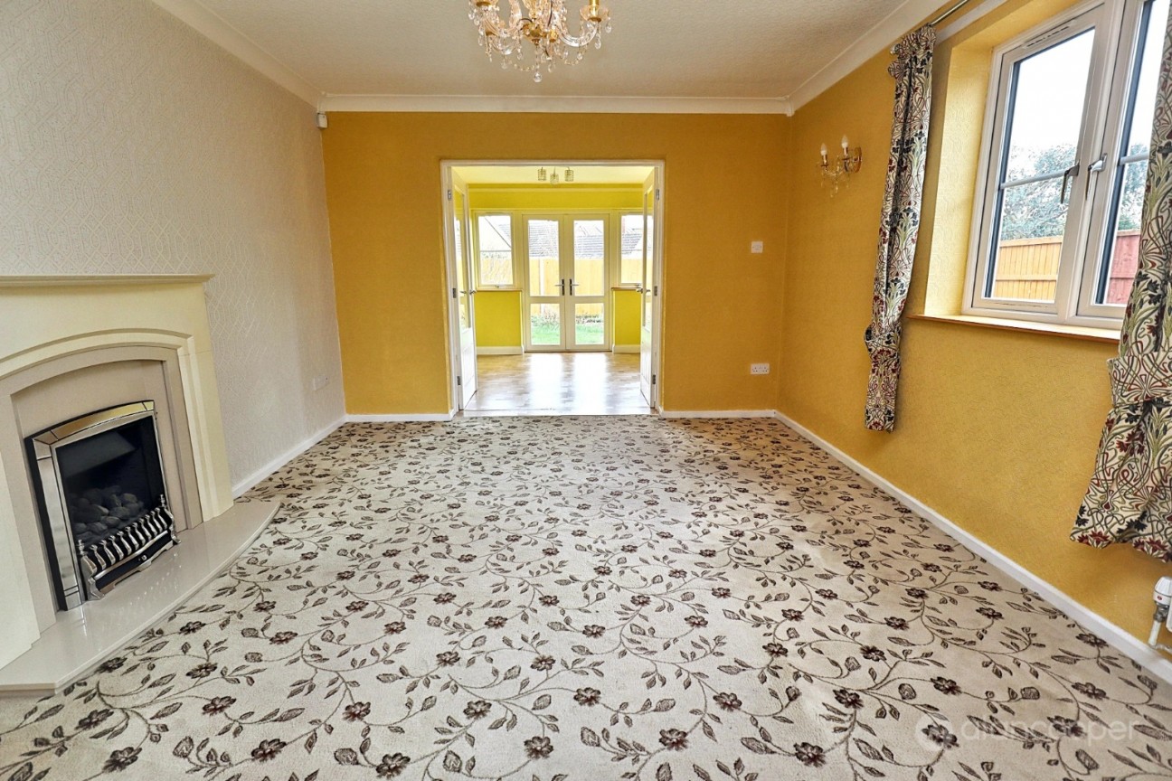 Windermere Avenue, St Nicolas Park, Nuneaton, CV11 6HJ