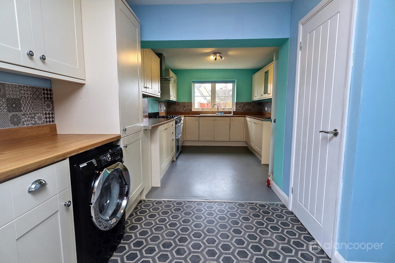 Windermere Avenue, St Nicolas Park, Nuneaton, CV11 6HJ