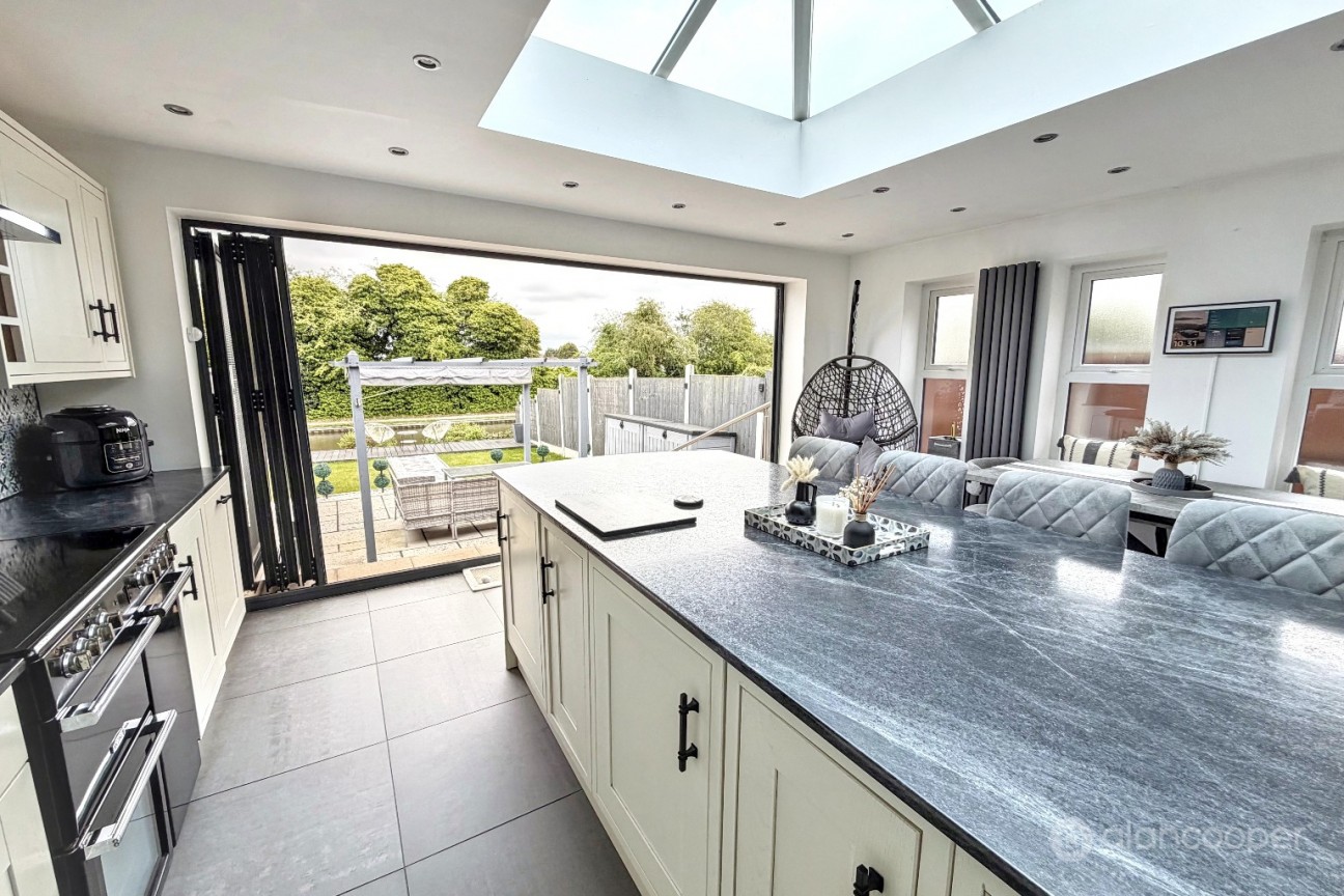 Greenmoor Road, Nuneaton, CV10 7EL