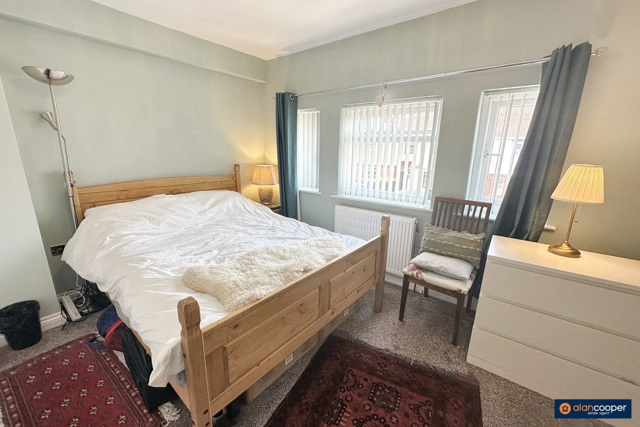 Ivanhoe Avenue, Attleborough, Nuneaton, CV11 4RW