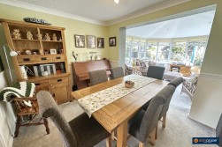 Marsdale Drive, Manor Park, Nuneaton, CV10 7RU