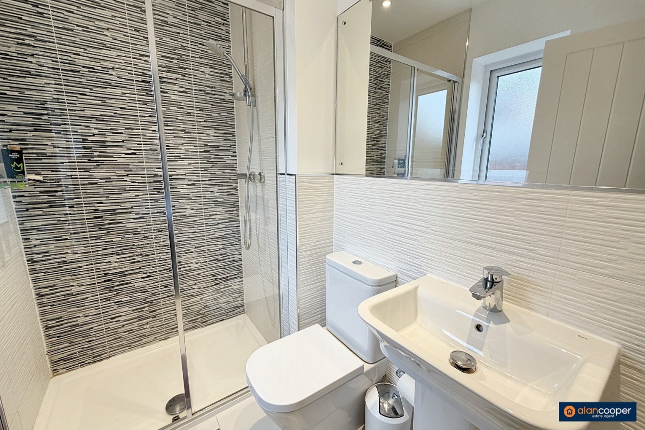 Quincy Close, Bramcote Manor, Nuneaton, CV11 6AY