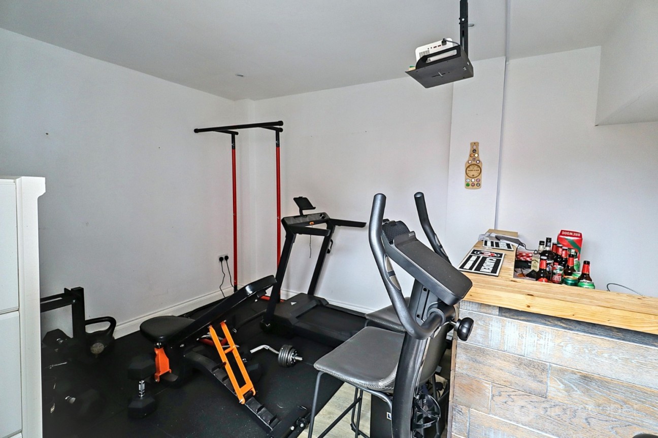 Quincy Close, Bramcote Manor, Nuneaton, CV11 6AY