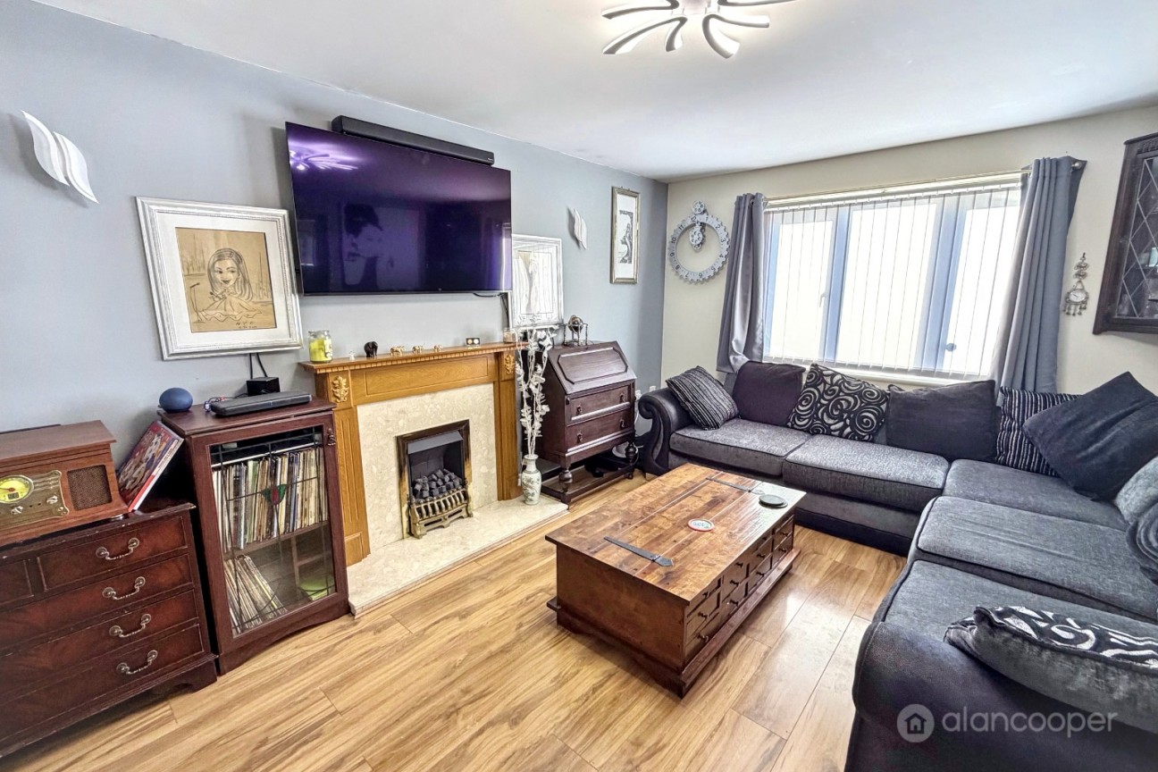 Eden Court, Nuneaton, CV10 9AG