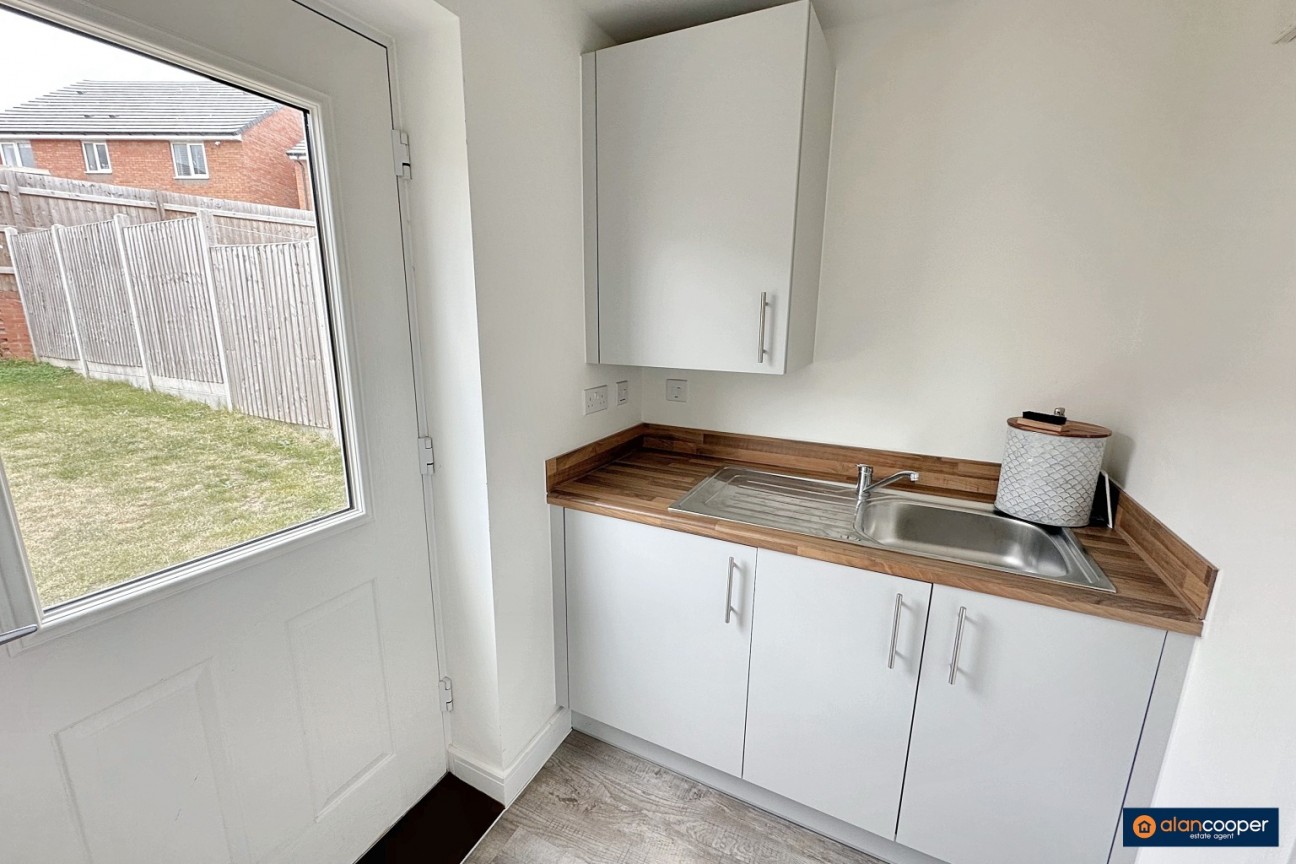 Wem Drive, Raveloe Gardens, Bulkington, CV12 9BA