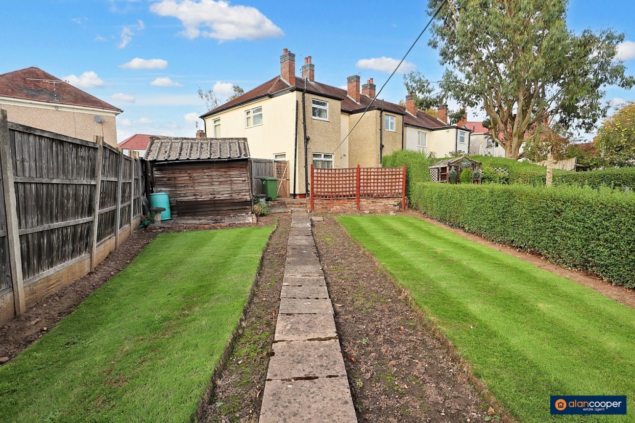 Waverley Square, Attleborough, Nuneaton, CV11 4RU