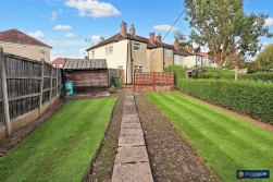 Waverley Square, Attleborough, Nuneaton, CV11 4RU