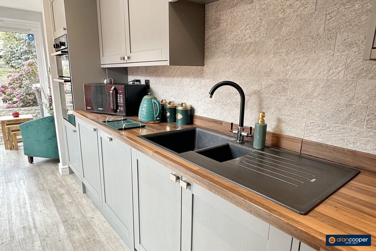 Bucks Hill, Stockingford, Nuneaton, CV10 9LH