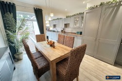 Bucks Hill, Stockingford, Nuneaton, CV10 9LH