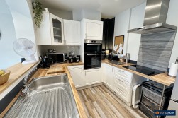 St. Pauls Road, Stockingford, Nuneaton, CV10 8HL