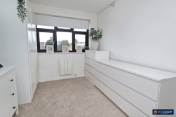 St. Michaels Way, Nuneaton, CV10 8RB