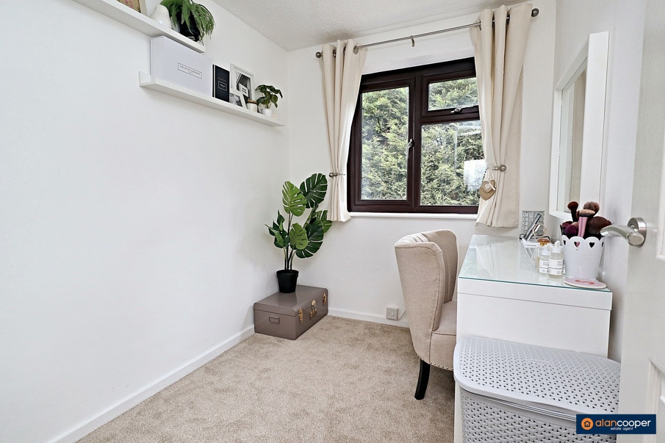 St. Michaels Way, Nuneaton, CV10 8RB