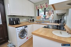 St. Michaels Way, Nuneaton, CV10 8RB