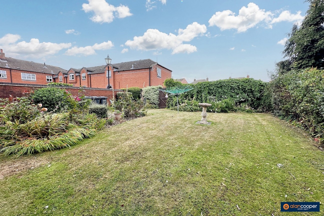 Lye Corner, Gatehouse Lane, Bedworth, CV12 8UE
