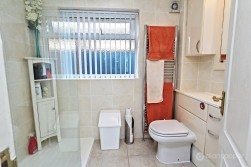 Leyland Road, Bulkington, Bedworth, CV12 9LW