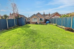 Leyland Road, Bulkington, Bedworth, CV12 9LW