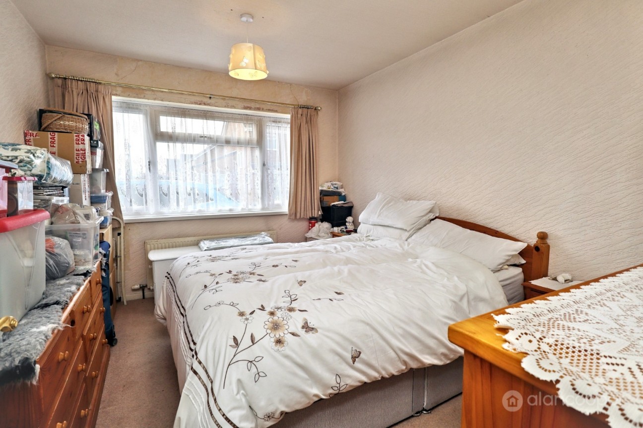 Leyland Road, Bulkington, Bedworth, CV12 9LW